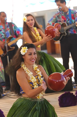 Hawaii cruise packages with Hula Girls